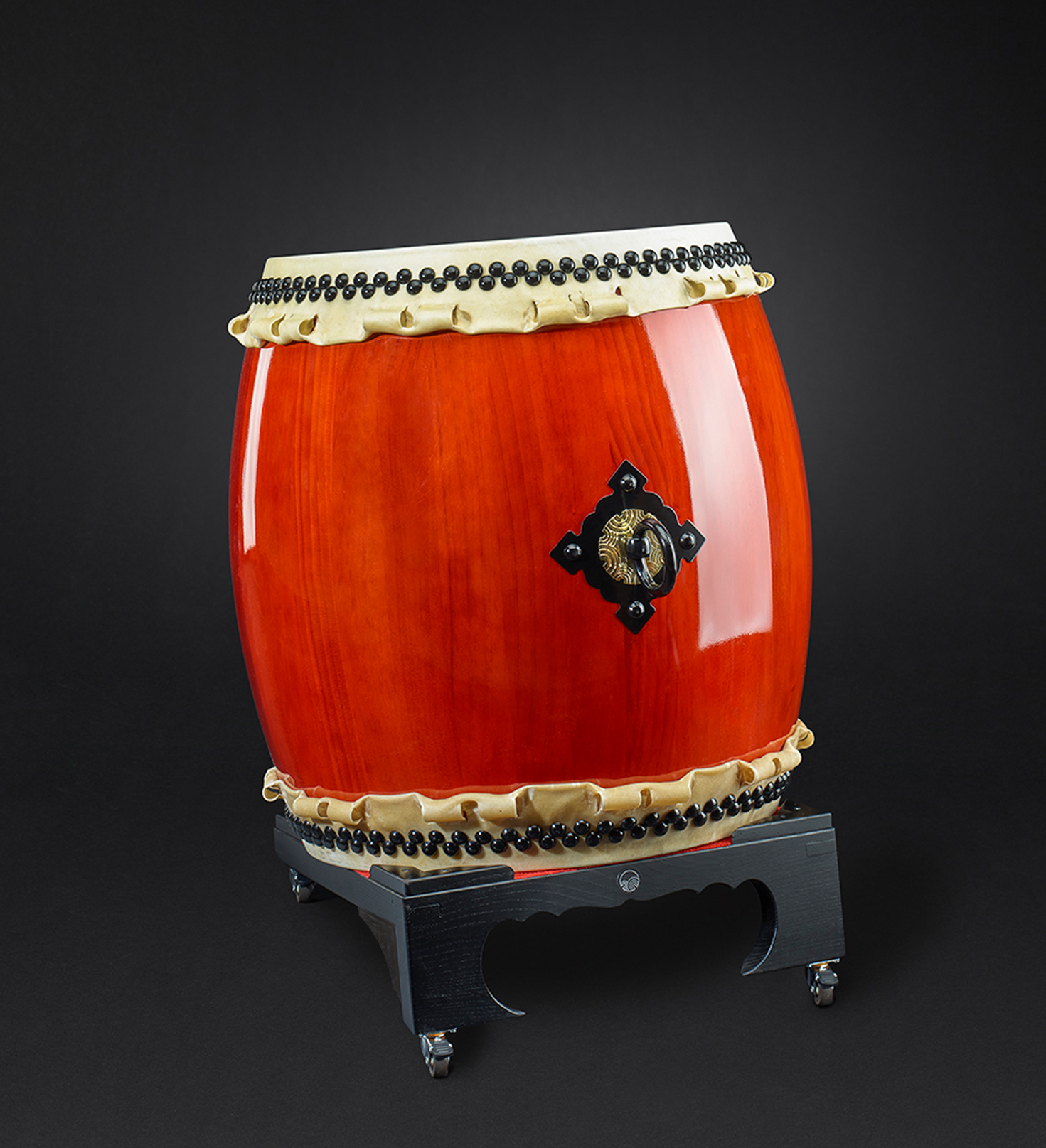Miya-Daiko hq drum Ø48cm (999€) with traditional-stand (160€)