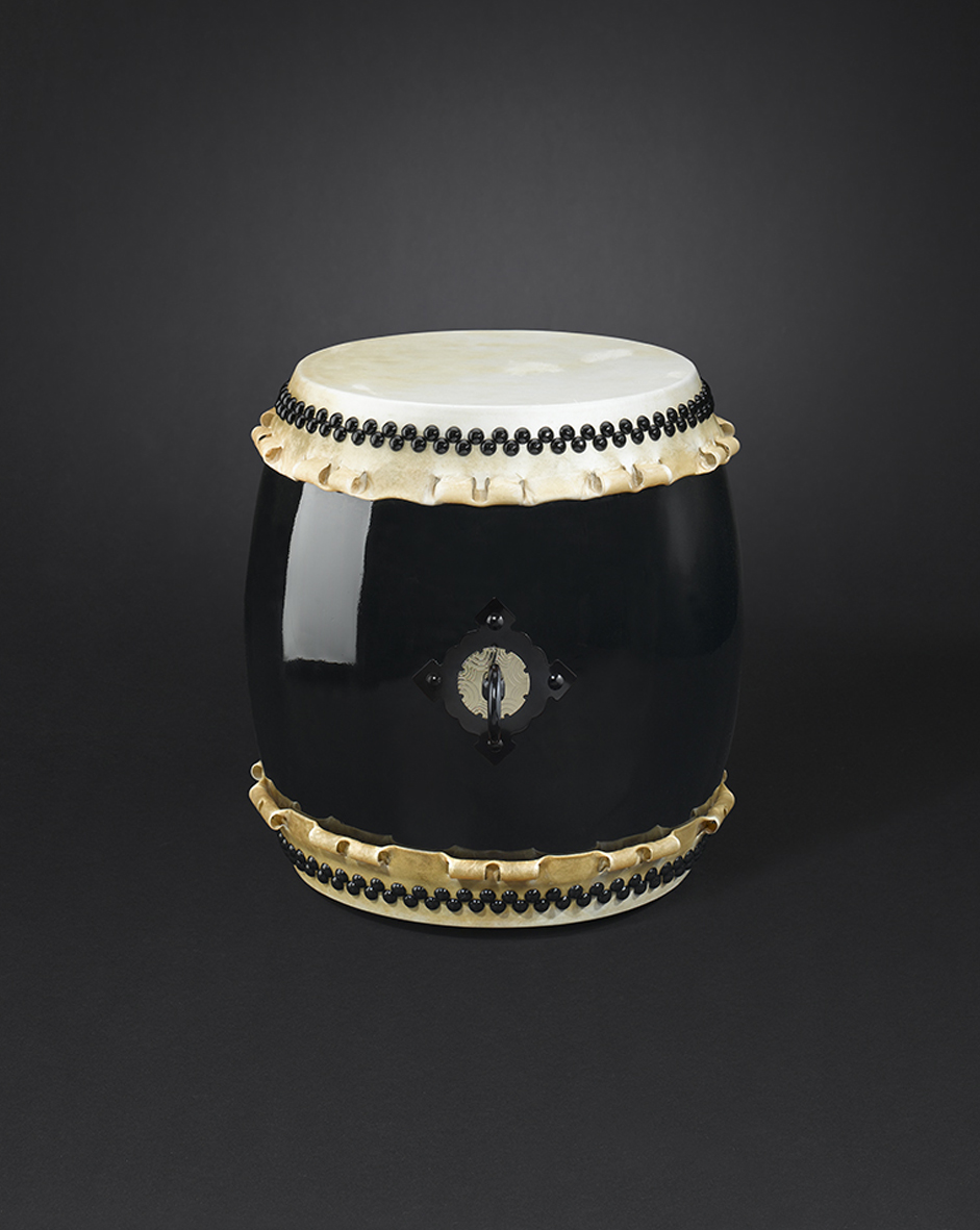 Miya-Daiko hq Ø33cm & Ø48cm shiny-black (495€ / 999€)