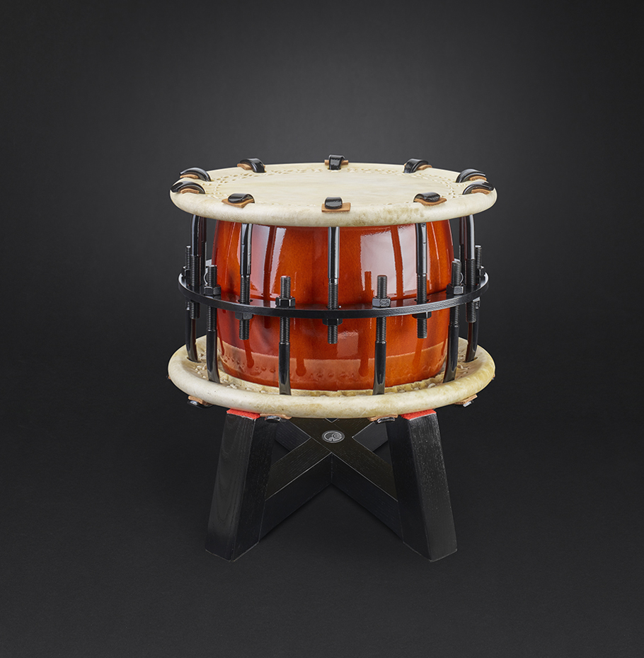 Shime-Daiko bolt �37cm (699�) with flat-stand (140�)